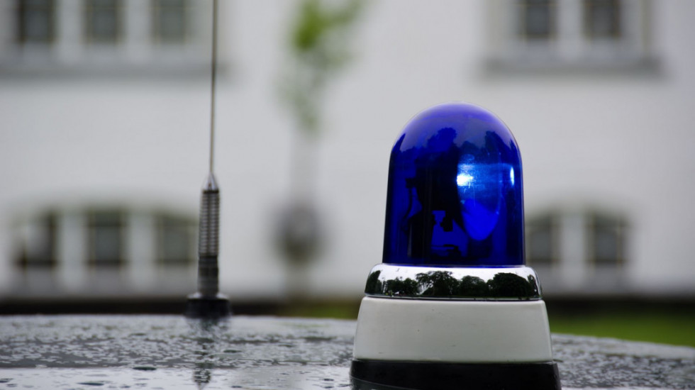Automobil udario grupu dece u blizini Kelna: Najmanje dvoje povređeno, policija smatra da je u pitanju nesrećan slučaj