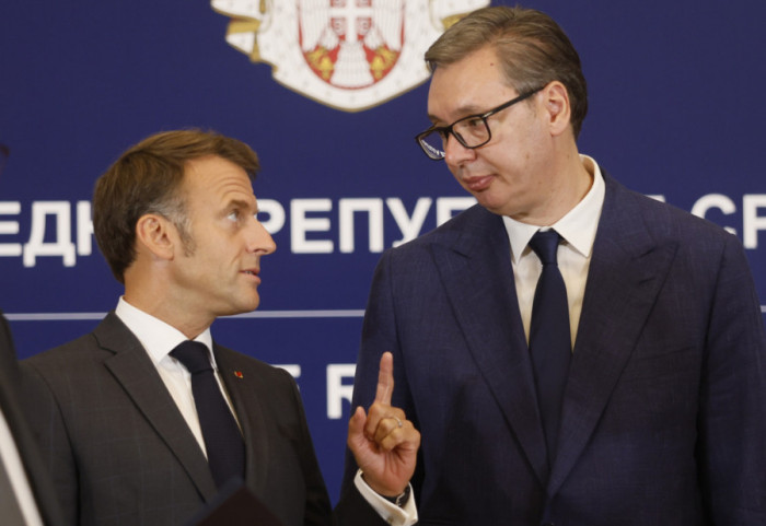 Makron čestitao Dan državnosti: Francuska uverena u evropsku budućnost Srbije