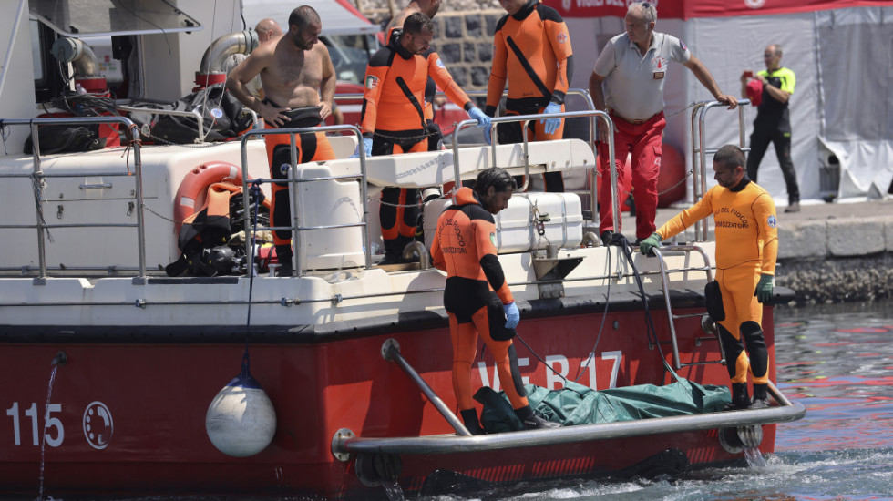 Više od 1.200 migranata zadržano na ostrvima Krit i Gavdos u poslednja tri dana