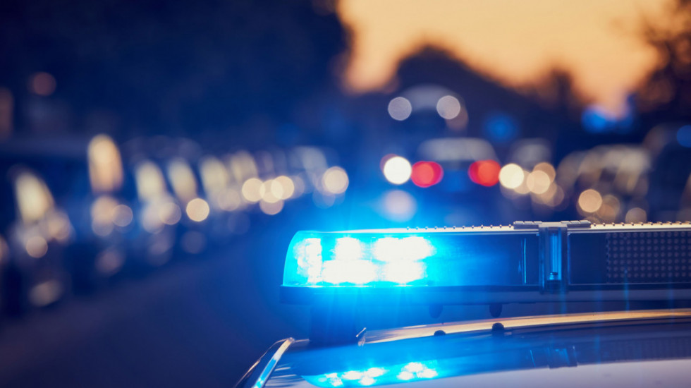 Pucao iz automatske puške, kod sebe imao ručnu bombu, nož i sekiru: Uhapšen muškarac (40) u Kragujevcu