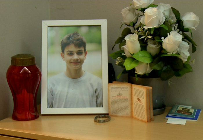 (VIDEO) Posle 20 meseci od ubistva Andreja Simića (13), podignuta optužnica protiv roditelja maloletnog ubice