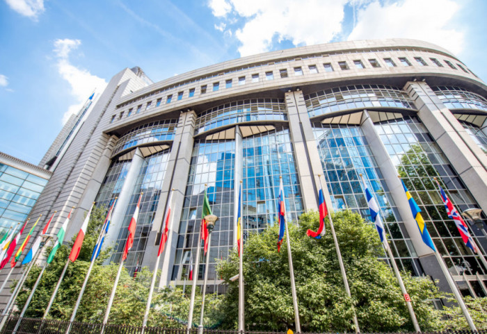 LSV: Isključivo EU može da zaustavi korupciju u Srbiji