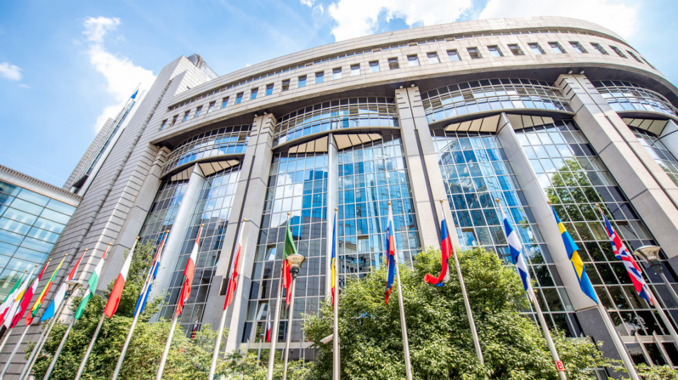 LSV: Isključivo EU može da zaustavi korupciju u Srbiji
