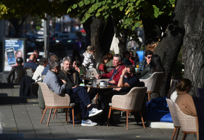Smena sunca i oblaka, mogući i pljuskovi: Najviša temperatura 19 stepeni