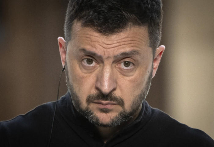 Zelenski: Situacija na frontu veoma teška, izvršiti pritisak na Rusiju