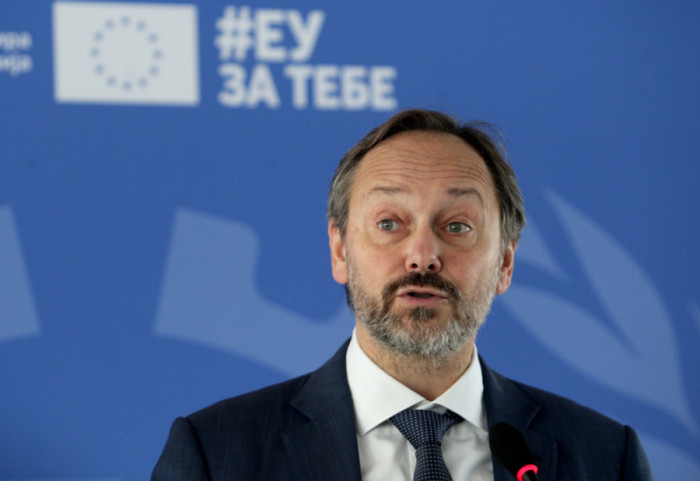 Vucic Hosts Farewell Visit of EU Delegation Chief Emanuele Giaufret