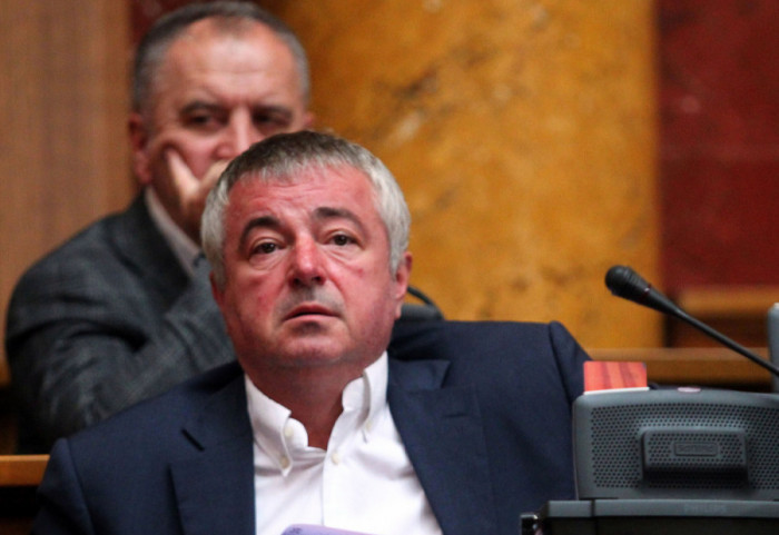 Bajatović: Ostavljen prostor da NIS preživi, ne očekuju se nestašica i poskupljenje nafte