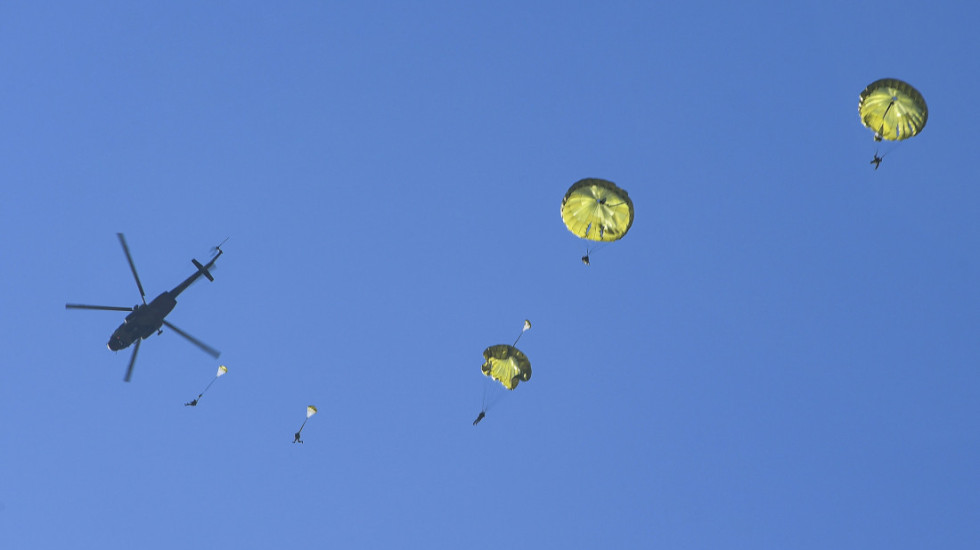 Pripadnik 63. padobranske brigade preminuo od povreda zadobijenih tokom izvođenja skoka