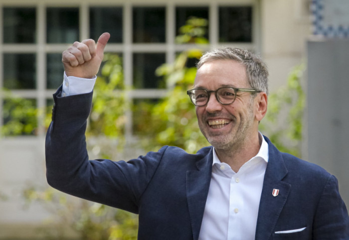 Austrija bi mogla da dobije prvog krajnje desničarskog kancelara nakon Drugog svetskog rata: Mandat poveren Kiklu