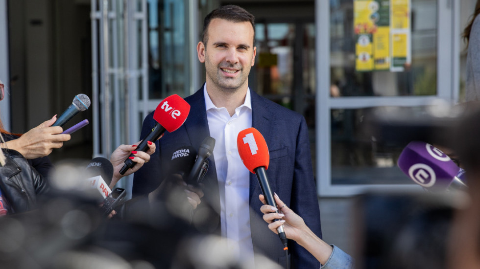 "Ide sve po planu": Crna Gora zatvorila Poglavlje 5, Marta Kos čestitala Spajiću na napretku ka članstvu u EU
