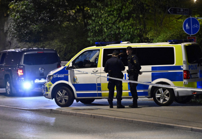 Tinejdžer (15) iz Švedske u rancu imao 10 ručnih bombi, policija upozorila meštane da ne izlaze na balkone