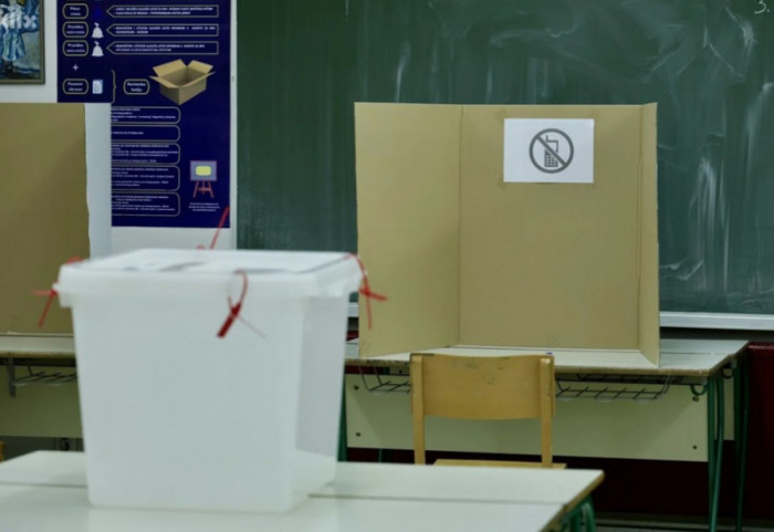 CIK: Pravo glasa na kosovskim izborima 9. februara ima 2.075.868 građana