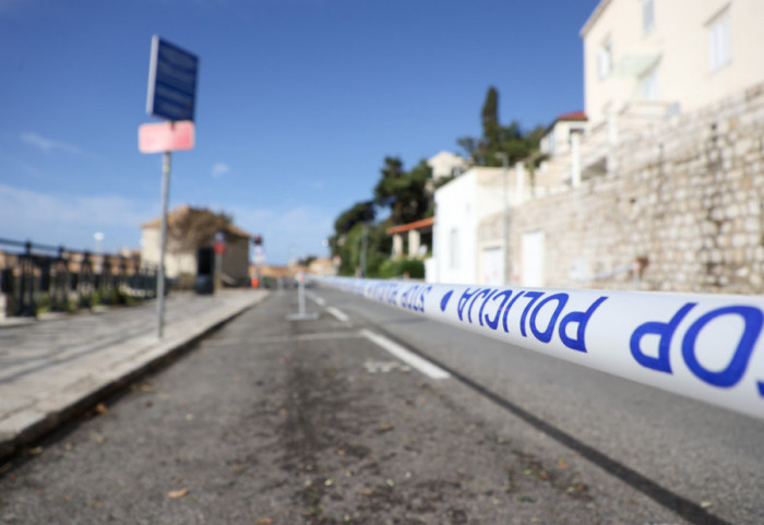 U kući kod Slunja policija pronašla tela dvojice muškaraca