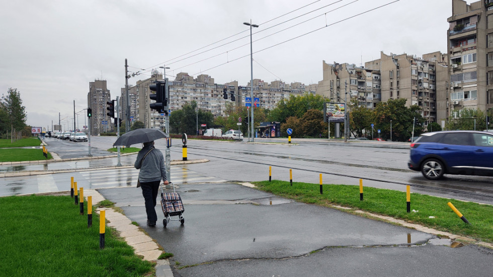 Oblačno i svežije, mestimično s kišom, na planinama sneg: Temperatura do 12 stepeni