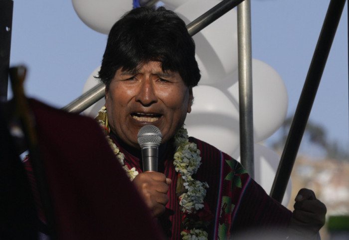 Sud izdao nalog za hapšenje bivšeg bolivijskog predsednika, optužen za vezu sa maloletnicom