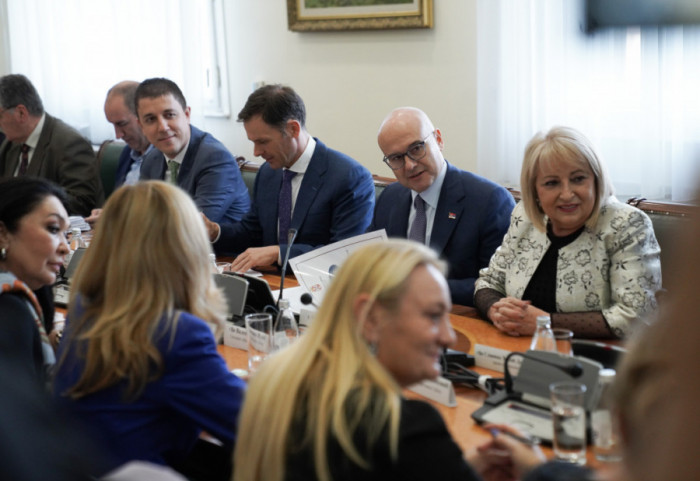 Ministarstvo prosvete uputilo dopis školama: Zarade za februar biće umanjene za dane štrajka, korekcija nakon nadoknade