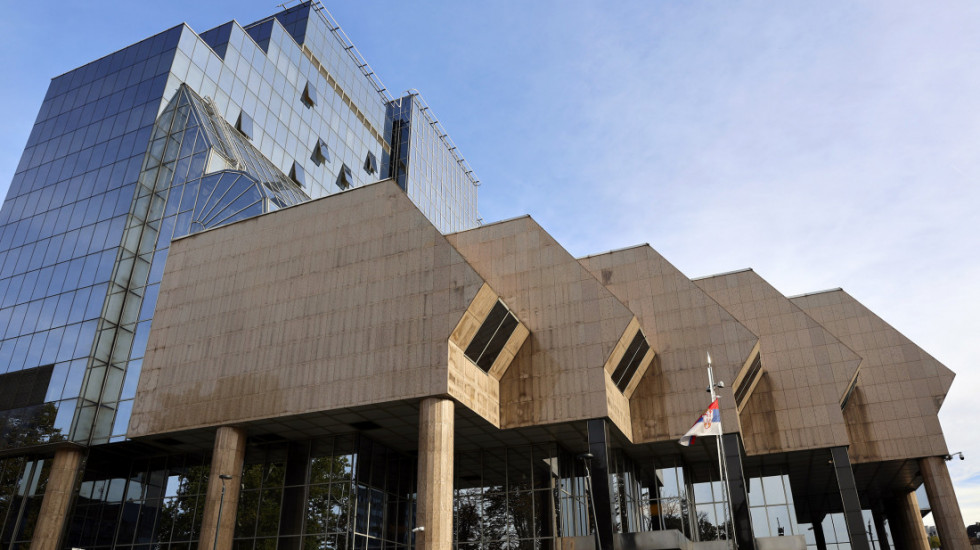 NBS upozorava korisnike na lažne SMS poruke u kojima prevaranti nude nagrade i besplatne pakete