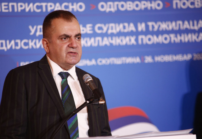 Ombudsman traži ujednačeno postupanje prema svima koji čine krivična dela i prekršaje na protestima