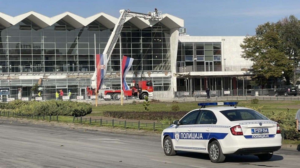 Produžen pritvor osumnjičenima za pad nadstrešnice u Novom Sadu