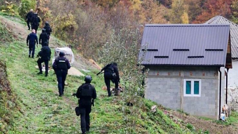 Policija pronašla trag dvostrukog ubice kod Bijelog Polja: Obio kuću i noćio u Grančarevu