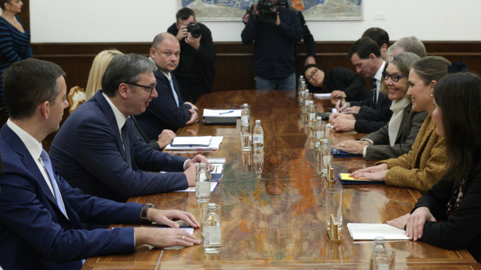 Vučić sa danskom ministarkom Bjere: Srbija posvećena ostvarenju strateškog cilja - članstva u EU