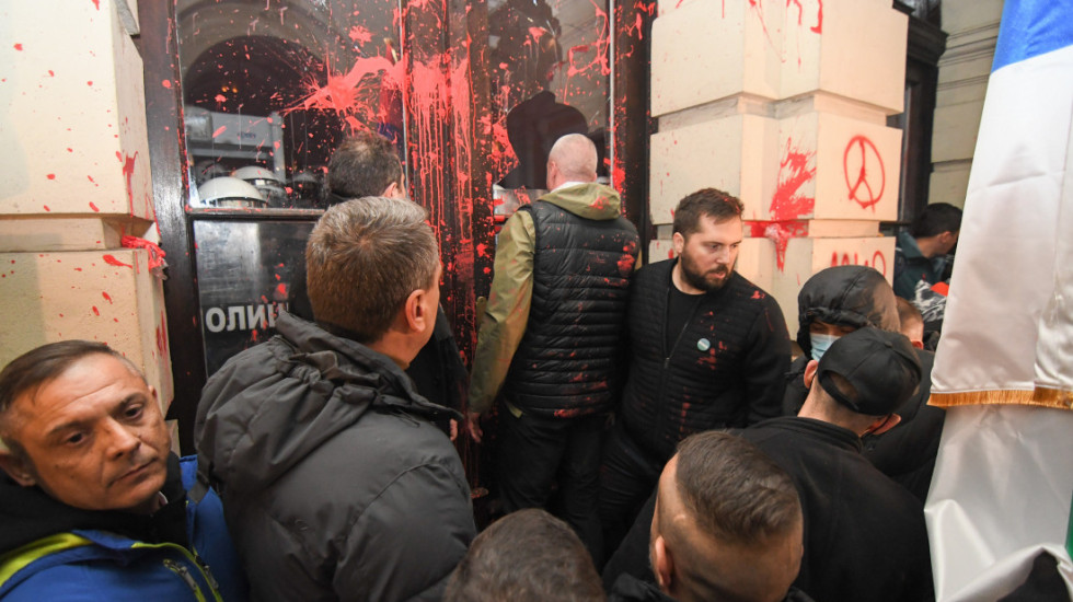 "Demonstriranje sile i osvete": Novosadska opozicija traži puštanje iz pritvora građana uhapšenih na protestu