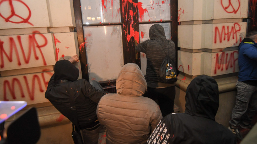 Pušten iz pritvora i poslednji privedeni demonstrant u Novom Sadu