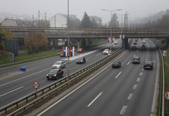 AMSS: Magla najviše otežava vožnju, zbog jutarnjeg mraza prisutna poledica