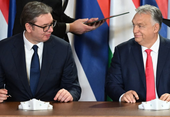 Vučić razgovarao telefonom sa Orbanom, dogovorili dalje ubrzanje saradnje Srbije i Mađarske