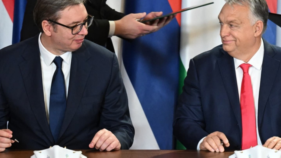 Vučić razgovarao telefonom sa Orbanom, dogovorili dalje ubrzanje saradnje Srbije i Mađarske