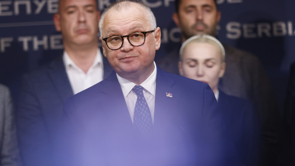 Vesić štrajkuje glađu u zatvoru: "Pije samo vodu, prati se njegovo zdravstveno stanje"