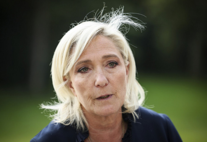 Marin Le Pen: Nikada sebi neću oprostiti što sam isključila oca iz stranke