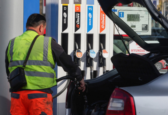 Nove cene goriva: U narednih sedam dana jeftiniji i benzin i dizel