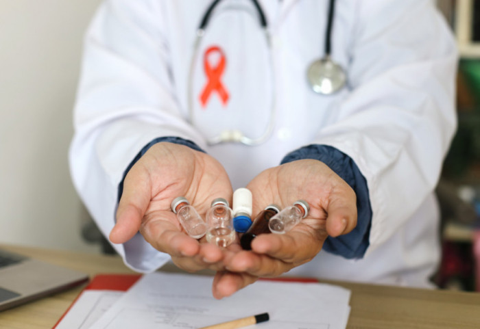 Epidemiolog: Apel građanima da se testiraju na HIV virus, u Srbiji 3.500 ljudi živi sa tim