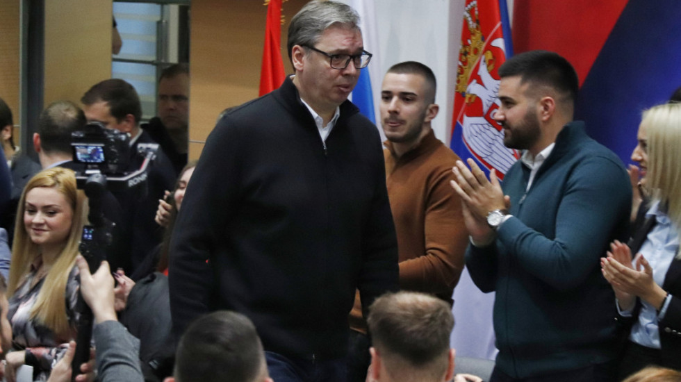 Novosadski odbor SNS demantovao da u subotu organizuje skupove na mostovima