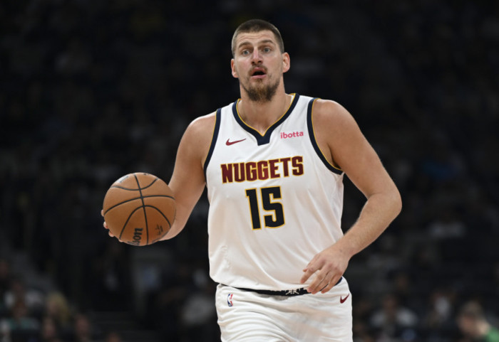 Denver: Jokić je povređen, upitno je da li će igrati protiv Kingsa