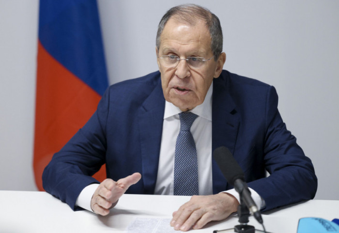Lavrov: Pratimo situaciju u Srbiji, nadamo se da će protesti biti rešeni na osnovu Ustava i zakona