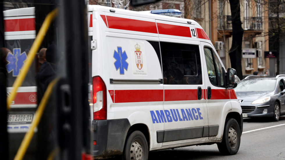 Tinejdžera (15) udarila struja u Železniku, zadobio teške opekotine