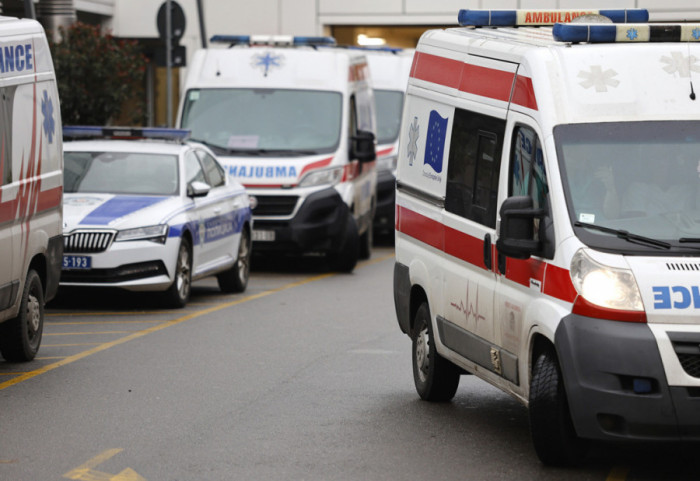 (VIDEO) Jedna osoba poginula, tri povređene u sudaru dva automobila na putu Bavanište - Pančevo