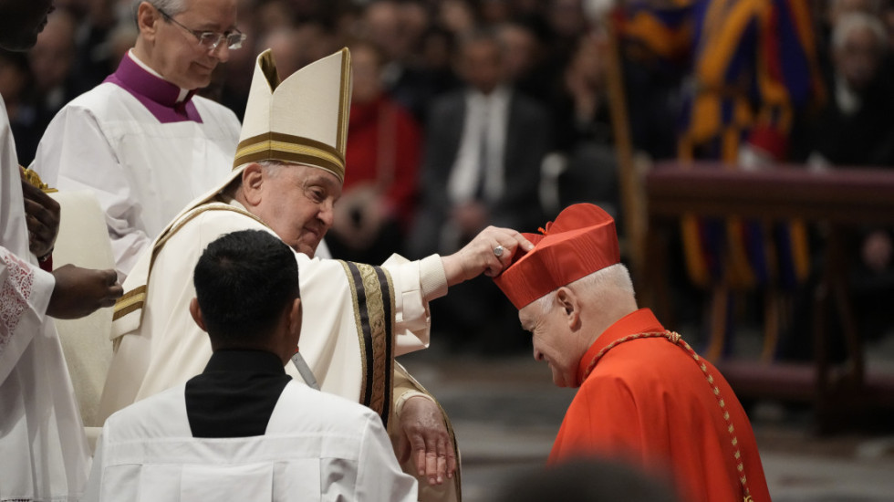 (FOTO) Papa imenovao nove kardinale: Beogradski nadbiskup Nemet prvi u istoriji Katoličke crkve u Srbiji