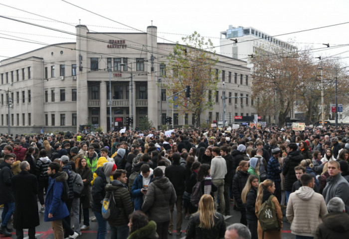Određen pritvor nasilnicima koji su tokom noći napali studente na Pravnom fakultetu