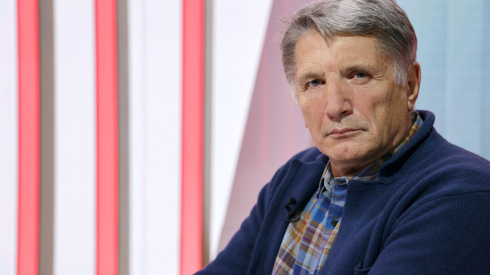 Vuletić: Suštinsko je pitanje šta će biti sa školstvom, univerzitetom i više od 200.000 studenata, ako se izgubi godina