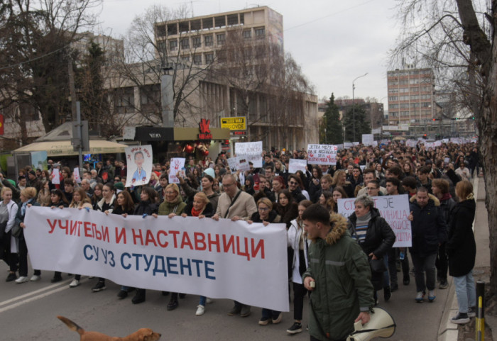 "Niste sami, profesori su uz vas": Proglašena protestna obustava rada na Univerzitetu u Nišu