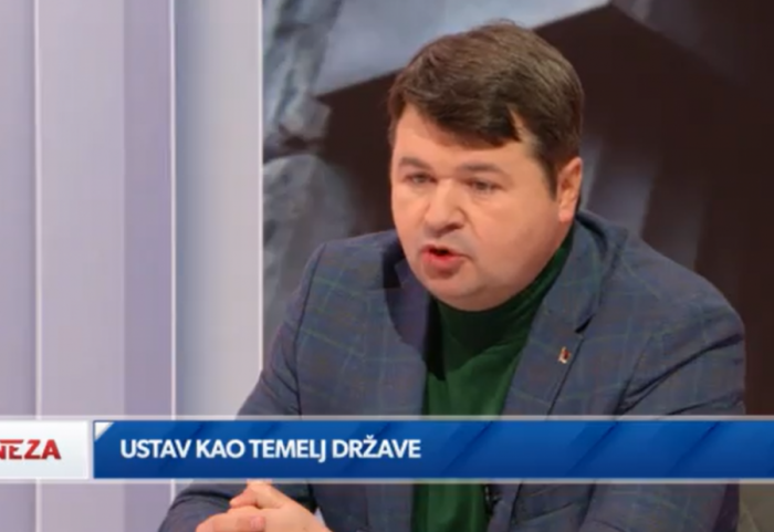 (VIDEO) Sudija Ustavnog suda u Sintezi: Uzajamno nepoverenje između državnih organa problem koji Ustavom nije rešen