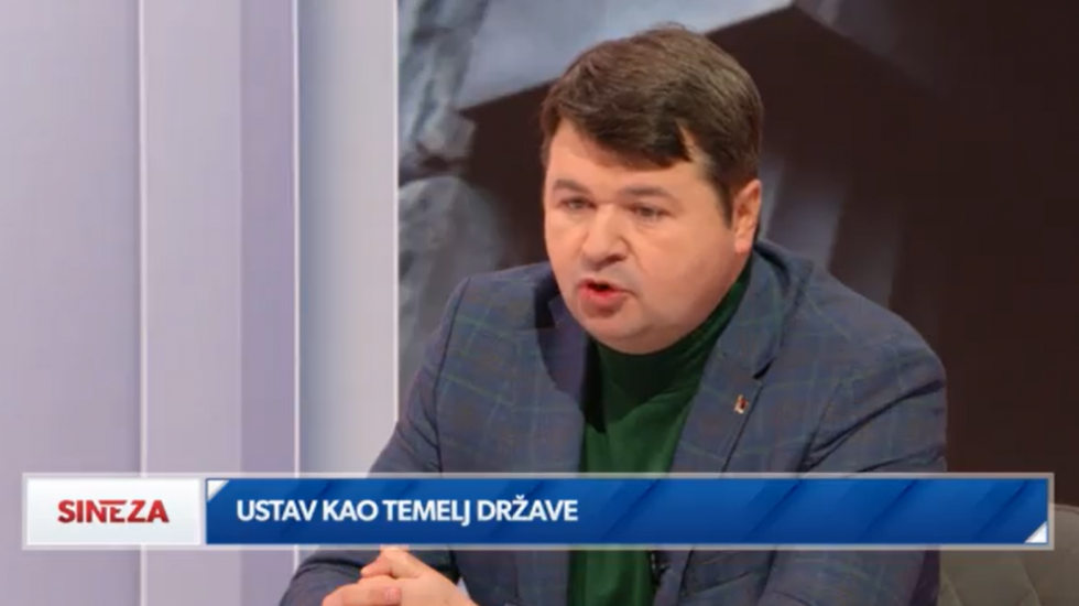 (VIDEO) Sudija Ustavnog suda u Sintezi: Uzajamno nepoverenje između državnih organa problem koji Ustavom nije rešen