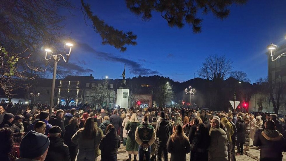 "Ostavka je minimum odgovornosti": Protest grupe "Kamo Sutra?" povodom masakra na Cetinju