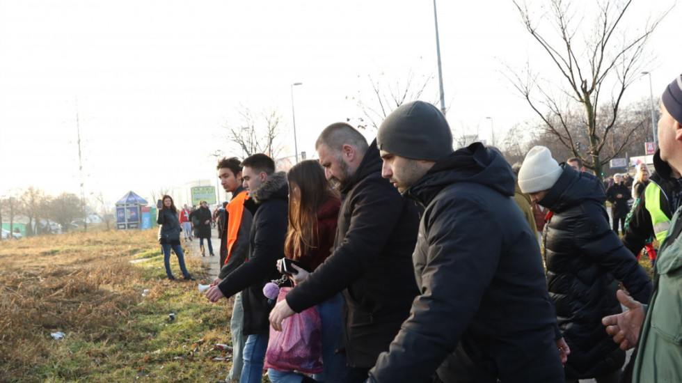 Određen pritvor devojci (25) koja je kolima udarila studentkinju na blokadi na Novom Beogradu