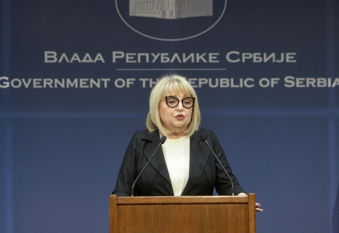 Sindikat podneo krivične prijave zbog manjih plata prosvetarima, Đukić Dejanović tvrdi da je odluka u skladu sa zakonom