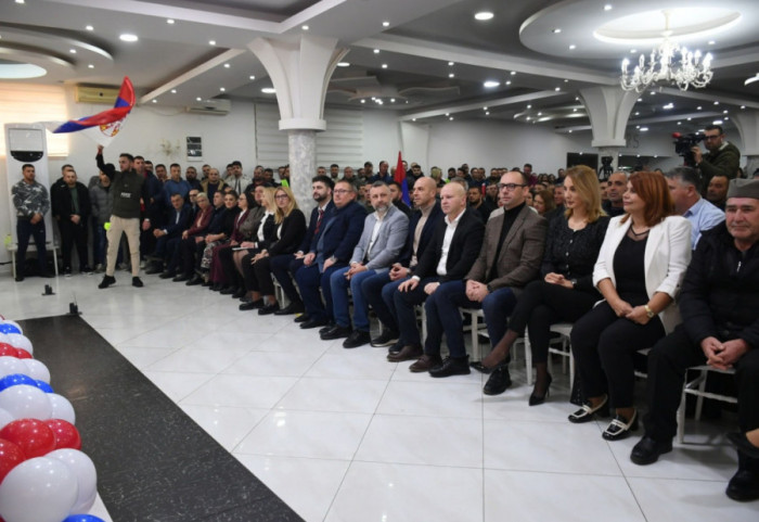 (FOTO/VIDEO) Predizborni skup Srpske liste u Gornjem Kuscu: "Srbi se bude, istina i pravda na našoj strani"