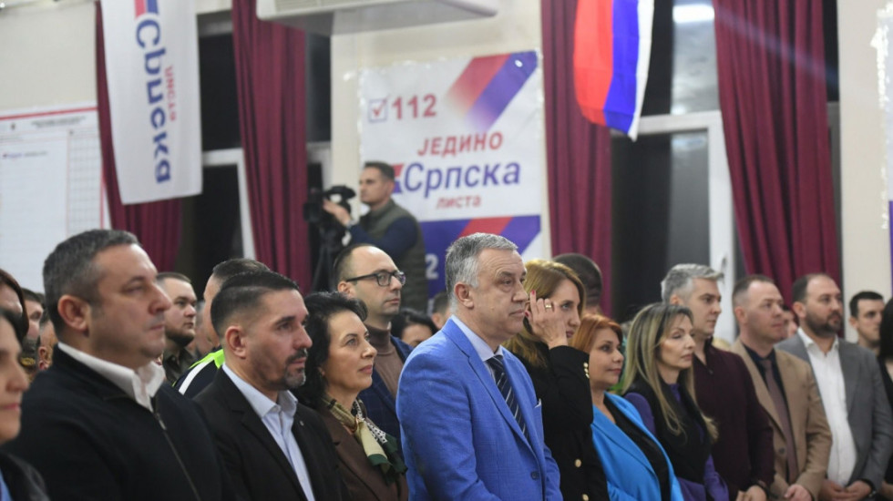 (FOTO/VIDEO) Miting Srpske liste održan u Donjoj Gušterici: "Šaljemo poruku sabornosti, važnosti sloge i jedinstva"